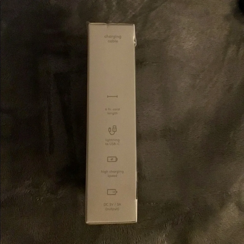 Iphone Or Ipad Charging Cable 6 Foot Brand New